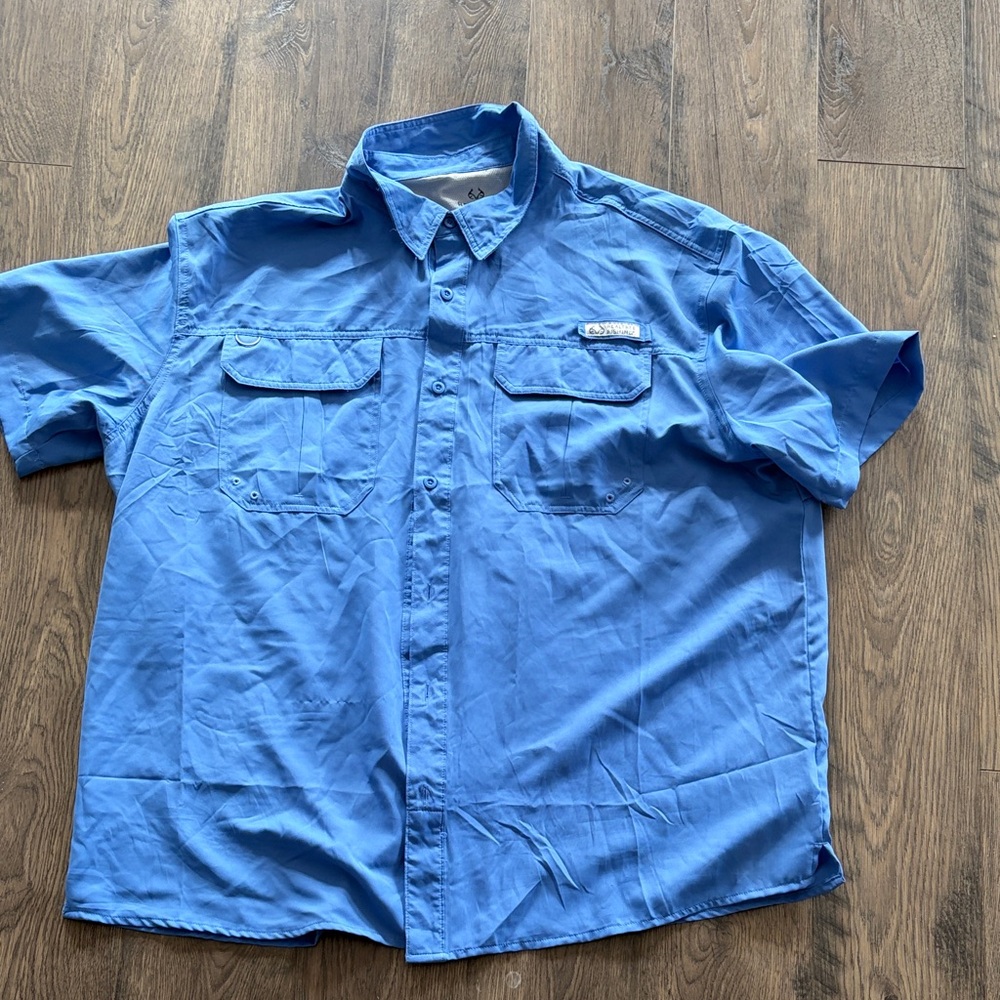 Realtree Men's Blue Casual Button Down Shirt